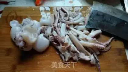 Make Seafood pan step 0