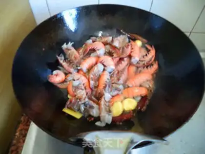 Make Spicy lobster tail step 2