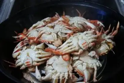 Make Crabs on the ginger step 1
