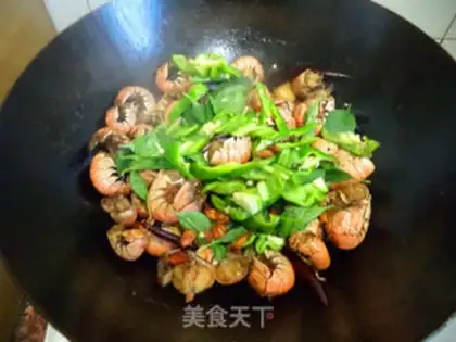 Make Spicy lobster tail step 6