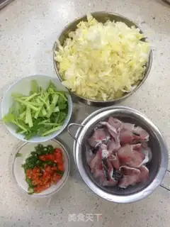 Make Spicy pickles soup step 0