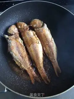 Make Red Shirt Fish step 2