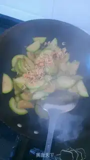 Make Shrimp is fried step 2