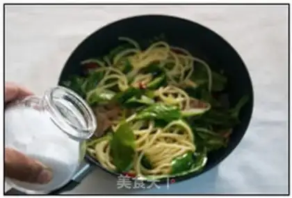 Make Beef spinach pasta step 5