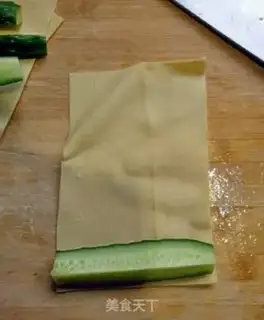 Make cucumber corset step 3