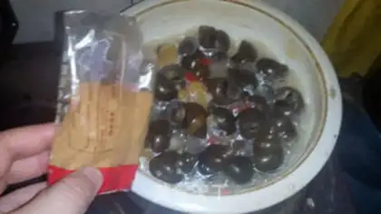 Make Spicy field snails step 20