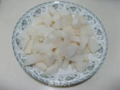 Make Gold pear celery juice step 2