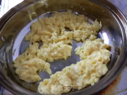 Make Eggs and pickles step 3