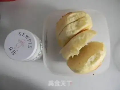 Make Delicious breakfast. Easy burgers step 4