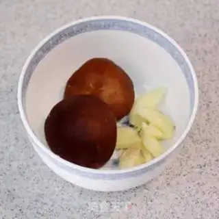 Make Crystal fragrance balls step 1