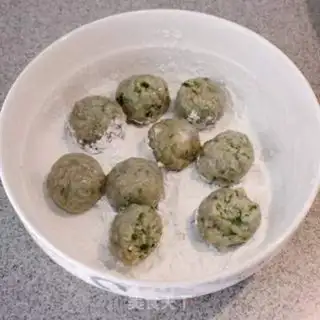 Make Crystal fragrance balls step 8