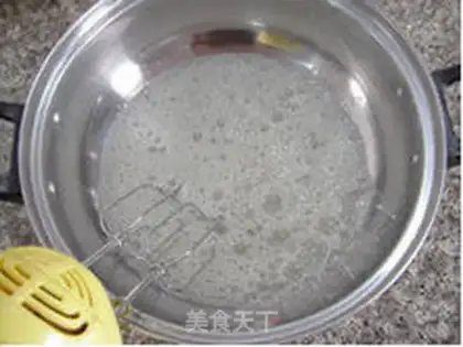 Make Strawberry roll step 4