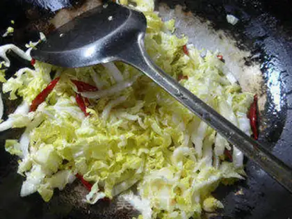 Make The cabbage grafted a thousand silks step 4