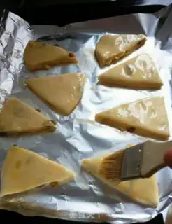 Make raisin scon step 12