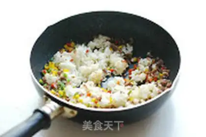 Make Garlic beef fried rice step 6