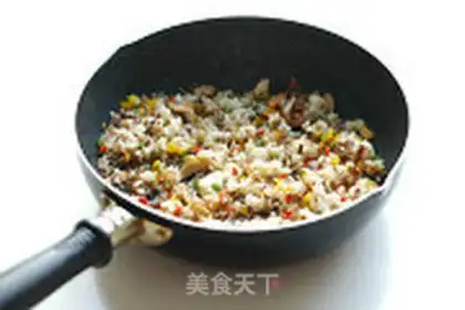 Make Garlic beef fried rice step 7