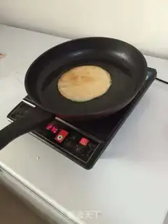 Make Taiwan moon shrimp cake step 2