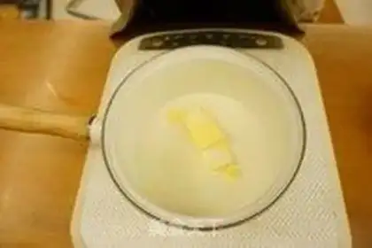 Make Strawberry roll step 1