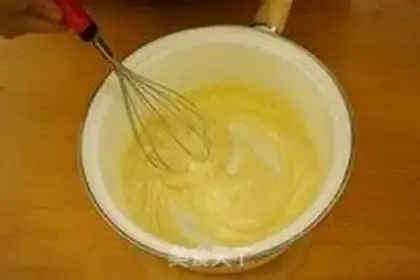 Make Strawberry roll step 4