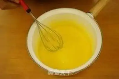 Make Strawberry roll step 6