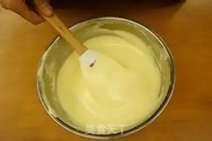 Make Strawberry roll step 11