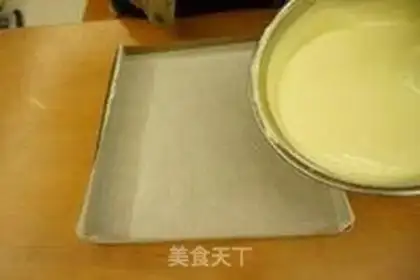 Make Strawberry roll step 12
