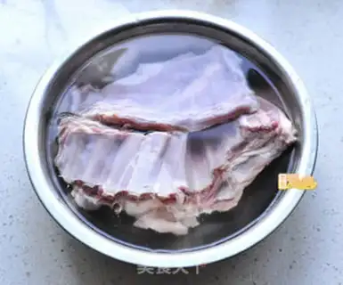 Make Sweet, juicy, red lamb steak step 0