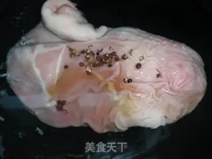 Make Red-tree pig belly soup step 0