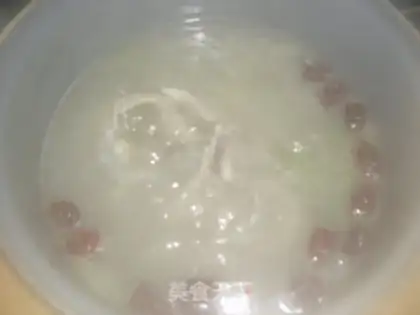 Make Red-tree pig belly soup step 5