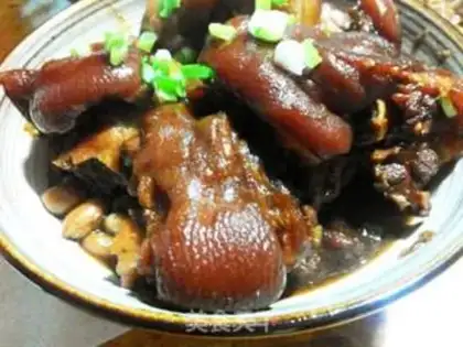 Make Red burning pig hoof step 10