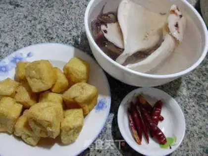 Make Tofu ink fish step 0