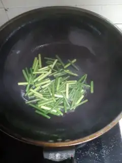 Make Garlic fried mushrooms step 4