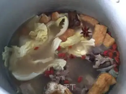 Make Big cabbage tofu stewed bones step 5