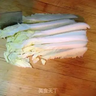 Make The doll-cracker step 1