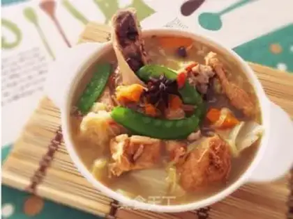 Make Big cabbage tofu stewed bones step 10