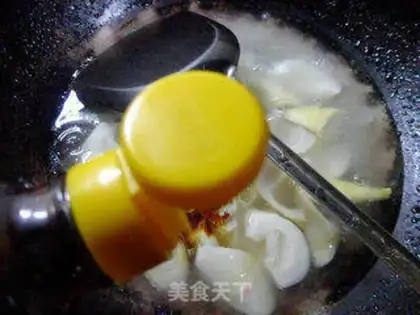 Make Flower clams and thunder step 5