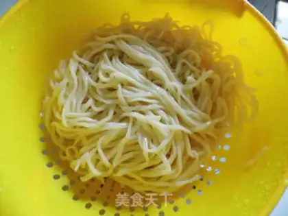 Make Vanzhou noodles step 10