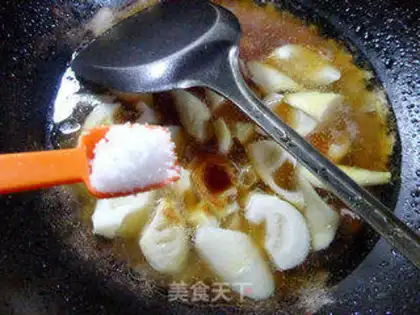 Make Flower clams and thunder step 7