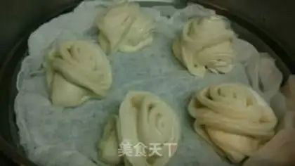 Make A white roll of peppers step 13