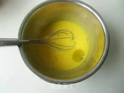 Make Flamingo fruit cupcakes step 1