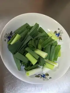 Make Garlic pig blood step 0