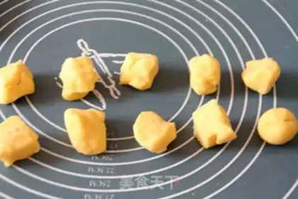 Make All pineapple pineapples step 21