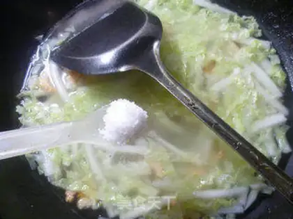 Make The egg gravy soup step 5