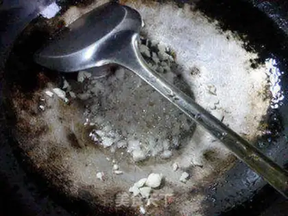 Make Soybeans, fried broccoli step 2