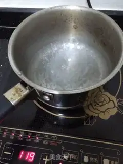 Make Egg soup step 2