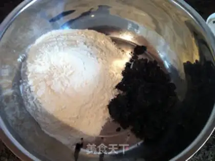 Make Black sesame rolls step 2