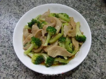 Make Soybeans, fried broccoli step 9
