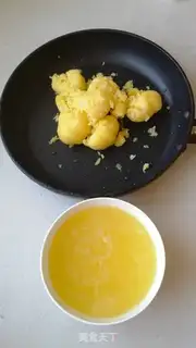 Make Pineapple crackers step 1