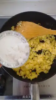 Make Pineapple crackers step 2