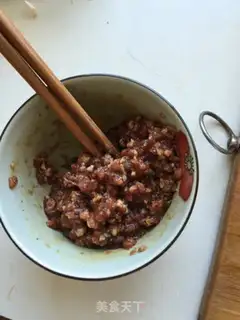 Make Beef tomato pasta step 1